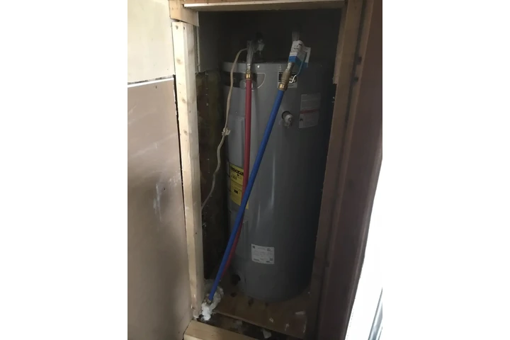 $17500 : Clarksville -Se vende Traila 2 image 4