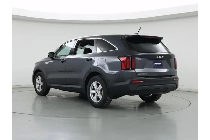 $24998 : Kia Sorento 2023 LX 4dr SUV image 2