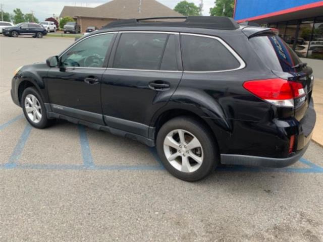 2013 Outback image 5