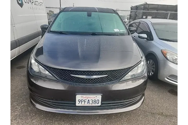 $13491 : Chrysler Pacifica 2018 L 4dr image 2