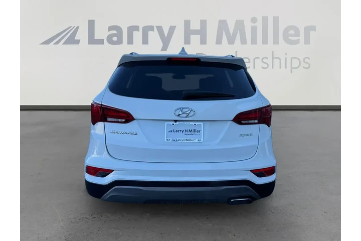 Hyundai SANTA FE Sport 2018 image 4