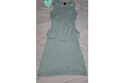 $100 : Ropa Seminueva thumbnail