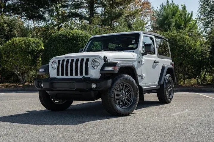 $32999 : Jeep Wrangler 2024 4x4 Sport image 1