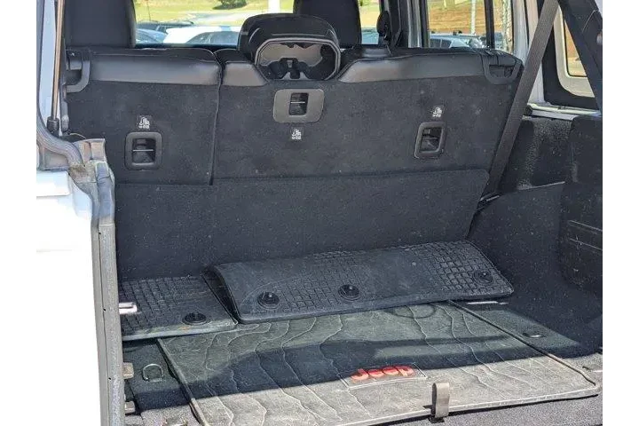 $29999 : Jeep Wrangler Unlimited 2019 image 9