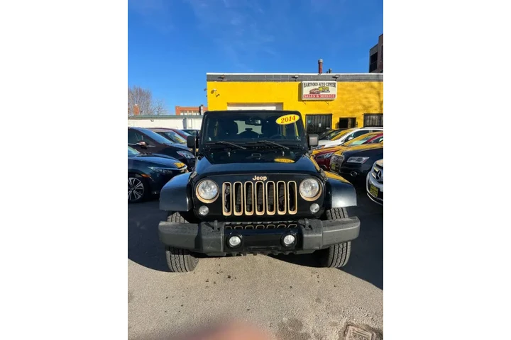 $12999 : 2014 Wrangler Unlimited Sahara image 3