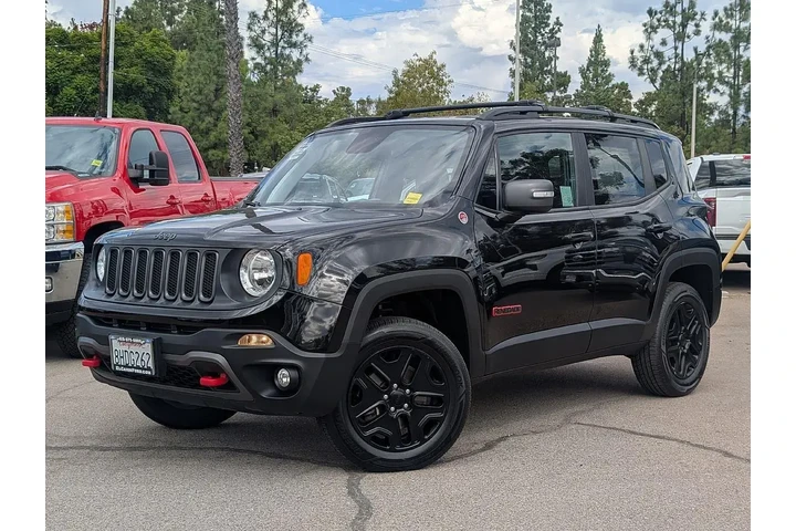 $17084 : Jeep Renegade 2018 4x4 Trail image 2