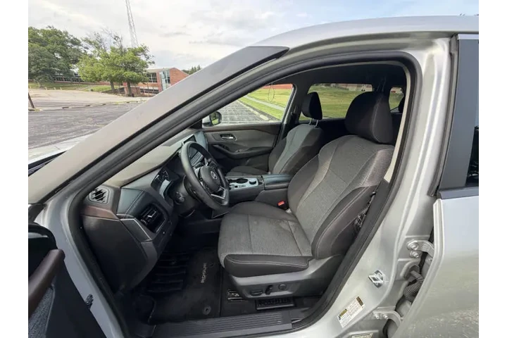 $14999 : 2023 Rogue SV image 10