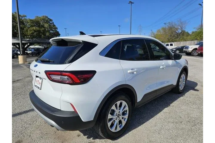 $23600 : Ford Escape 2024 Active 4dr image 3