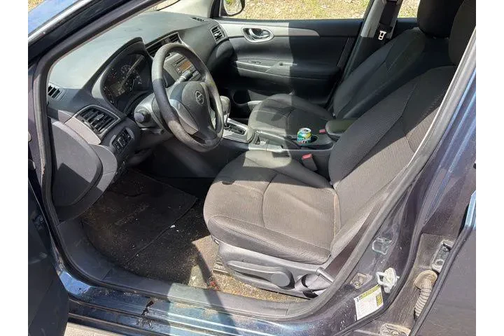 $6490 : Nissan Sentra 2013 S 4dr Sed image 9