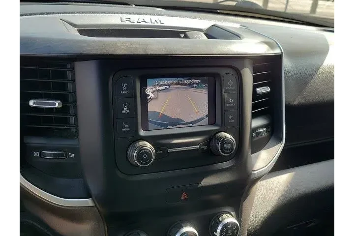 $25500 : Ram 1500 2021 4x2 Big Horn 4 image 8