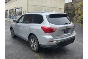 $13995 : 2019 Pathfinder SV thumbnail