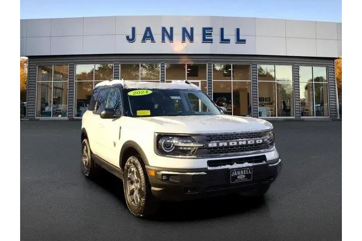 $36411 : Ford Bronco Sport 2024 AWD B image 3