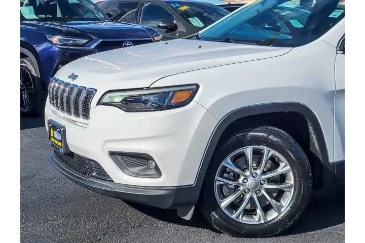 $18940 : Jeep Cherokee 2019 Latitude image 3