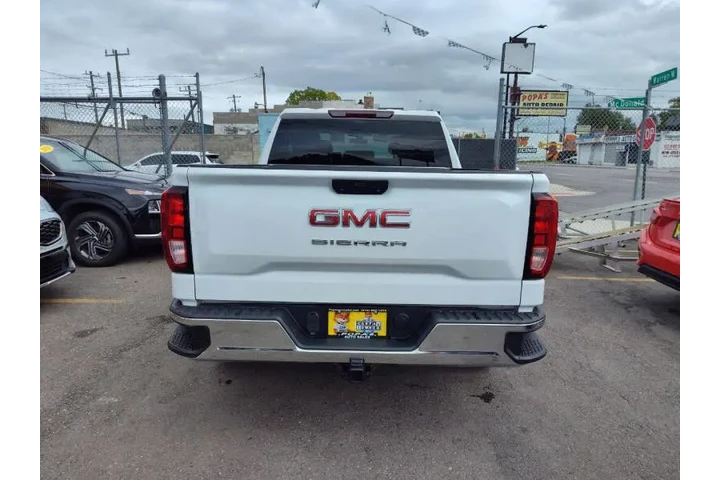 $33995 : 2020 GMC Sierra 1500 image 8