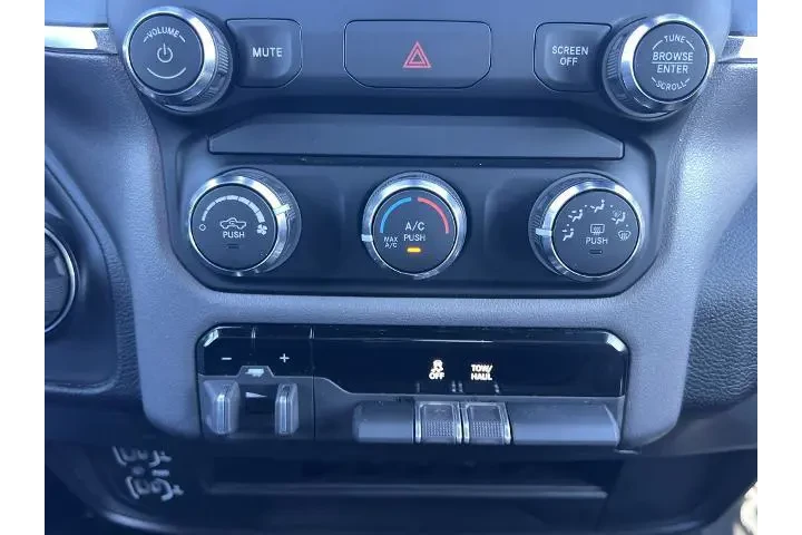 $39928 : Ram 2500 2024 4x4 Big Horn 4 image 10