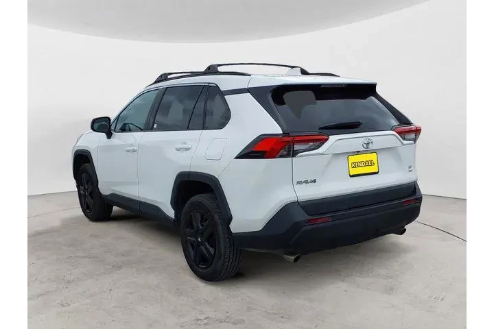 $19961 : Toyota RAV4 2019 AWD LE 4dr image 3