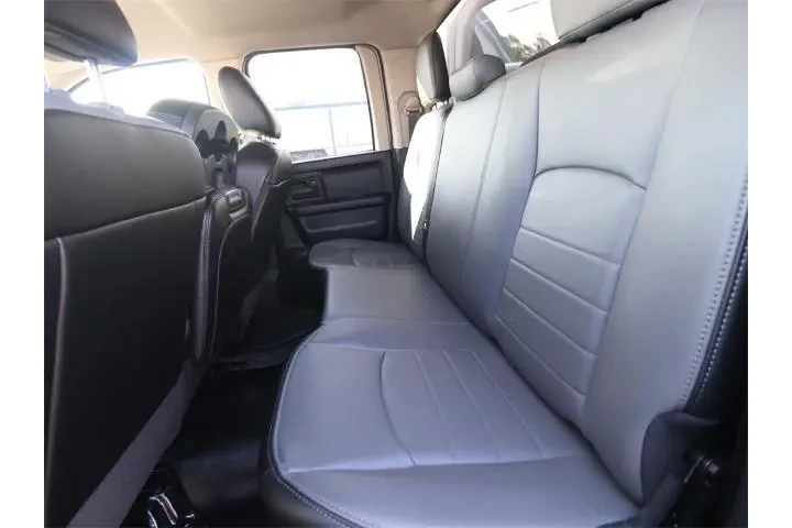 $36898 : Ram 1500 Classic 2023 4x4 Tr image 4