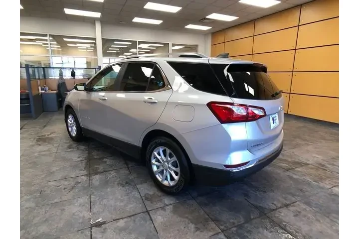 $15818 : Chevrolet Equinox 2021 LT 4d image 5