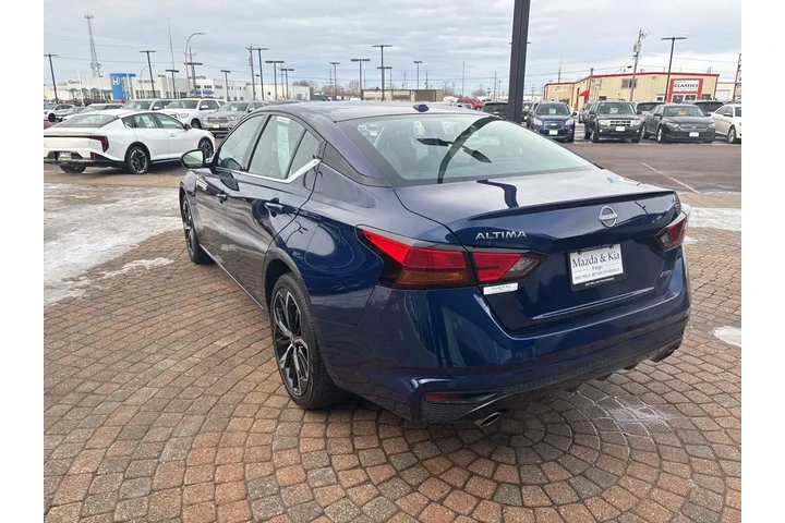 $26999 : 2024 Altima 2.5 SR image 7