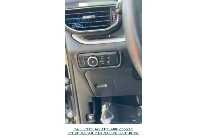 $32998 : Ford Explorer 2023 AWD XLT 4 image 8