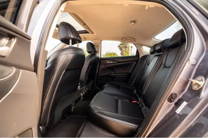 $15374 : Honda Insight 2019 Touring 4 image 8