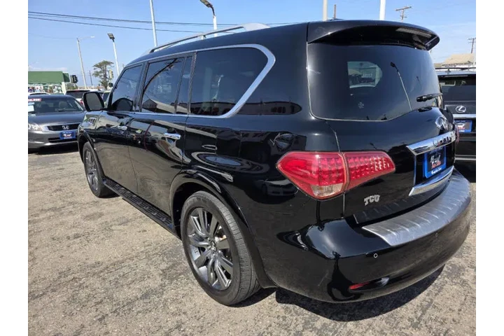 $16995 : 2017 QX80 Signature Edition image 6