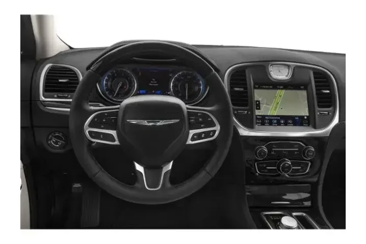 Chrysler 300 2020 Touring 4d image 10