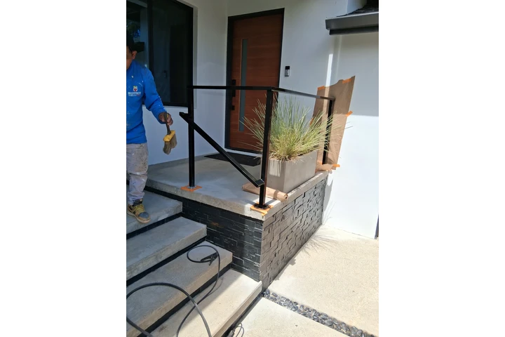 Busco alludante de soldador image 1