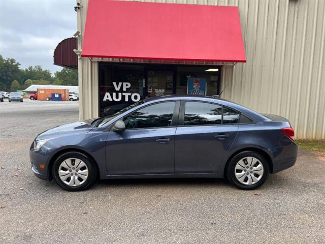 $5999 : 2013 Cruze LS Auto image 9