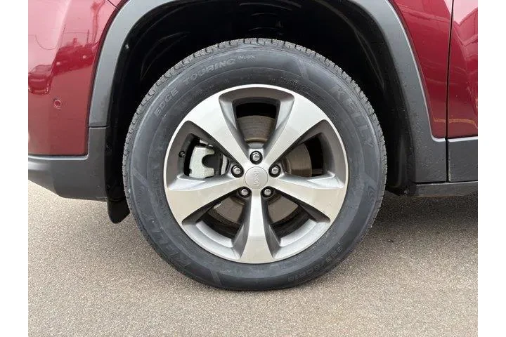 $25590 : Jeep Cherokee 2021 4x4 Limit image 10