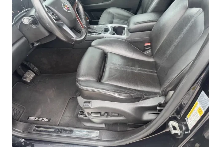 $7897 : 2013 SRX Premium Collection image 9