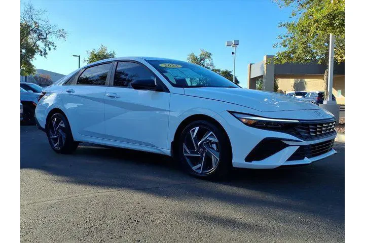 $20895 : Hyundai ELANTRA 2025 SEL Spo image 7