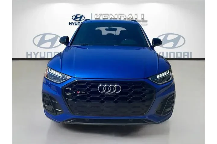 $28638 : Audi SQ5 2021 AWD 3.0T quatt image 2