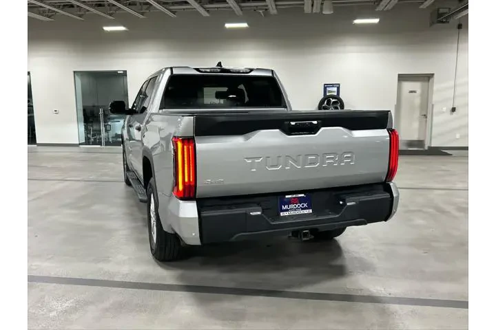 $39515 : Toyota Tundra 2022 4x4 SR5 4 image 5