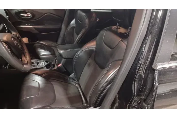 $19370 : Jeep Cherokee 2021 4x4 Altit image 5