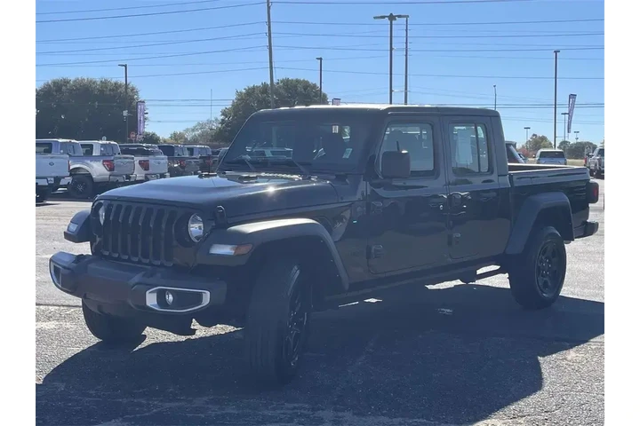 $28993 : Jeep Gladiator 2023 4x4 Spor image 7