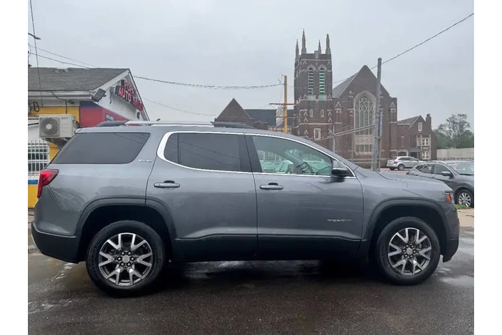 $27995 : 2022 GMC Acadia SLE image 9
