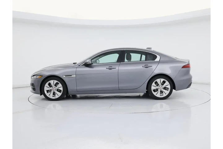 $23998 : Jaguar XE 2020 P250 S 4dr Se image 3