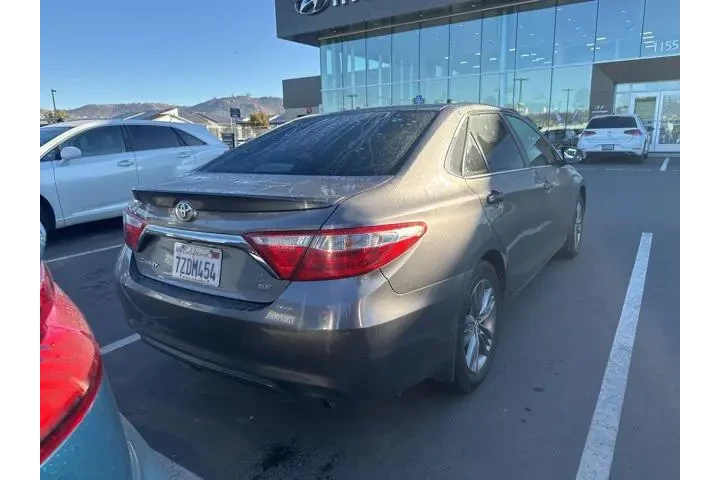 $14500 : Toyota Camry 2017 SE 4dr Sed image 3