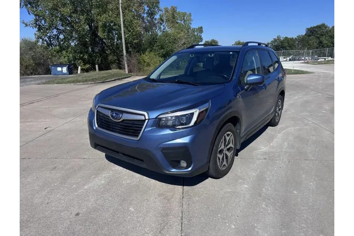 $18900 : 2021 Forester Premium image 3
