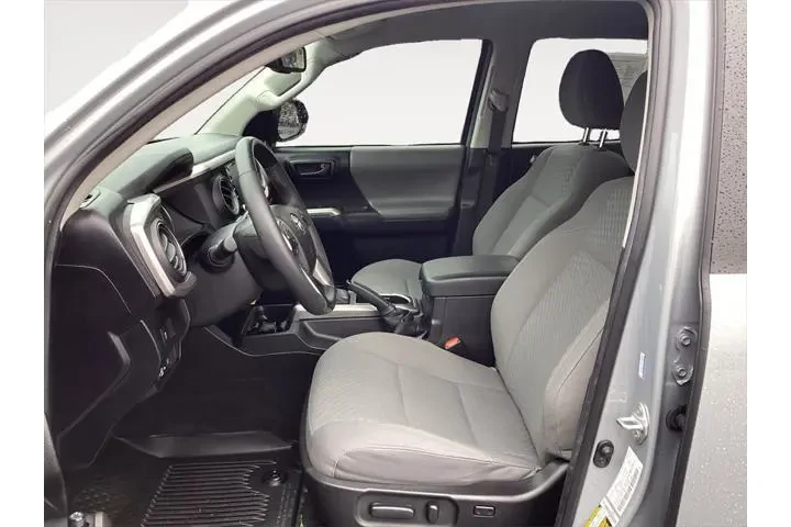 $34000 : Toyota Tacoma 2021 4x2 SR5 V image 4