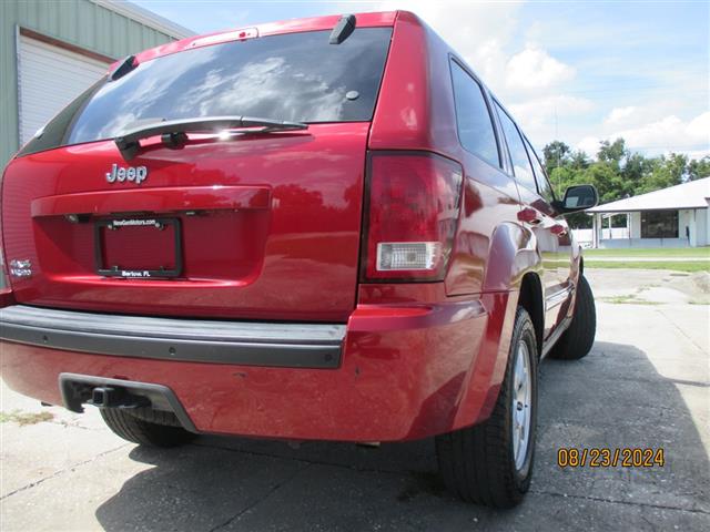 $8495 : 2010 Grand Cherokee image 3