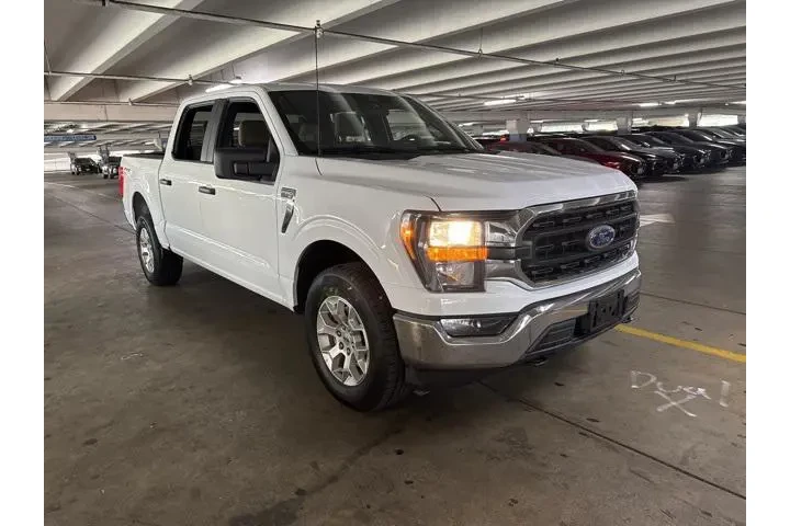 $38995 : Ford F-150 2023 4x4 XLT 4dr image 2