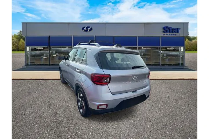 $17995 : Hyundai VENUE 2022 SEL 4dr C image 6