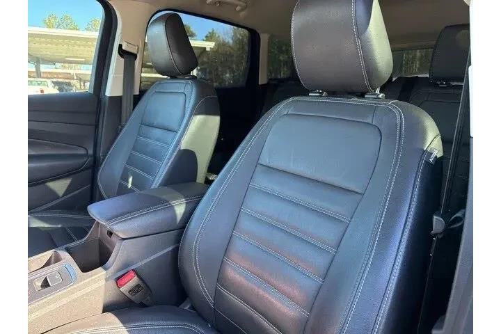 $18888 : Ford Escape 2018 AWD Titaniu image 9