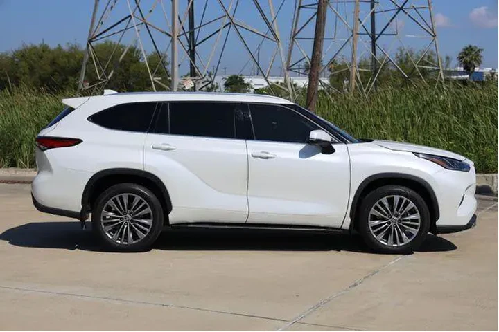 $34974 : Toyota Highlander 2020 Limit image 4