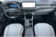 $28995 : Ford Escape Plug-In Hybrid 2 thumbnail