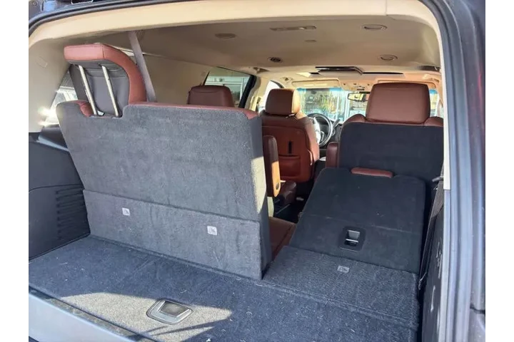 $29900 : 2016 Escalade Premium Collect image 4