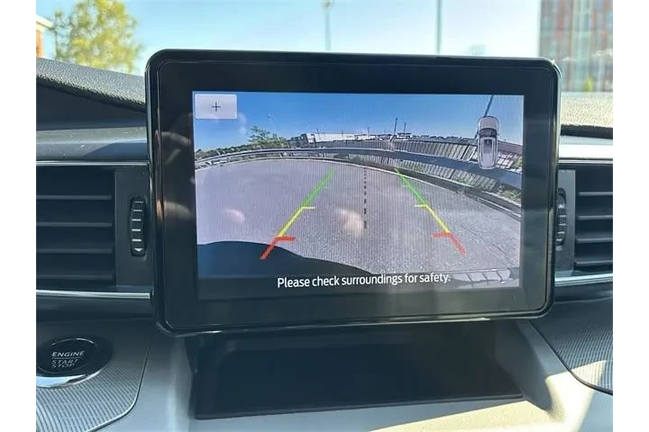 $31900 : Ford Explorer 2023 AWD XLT 4 image 9