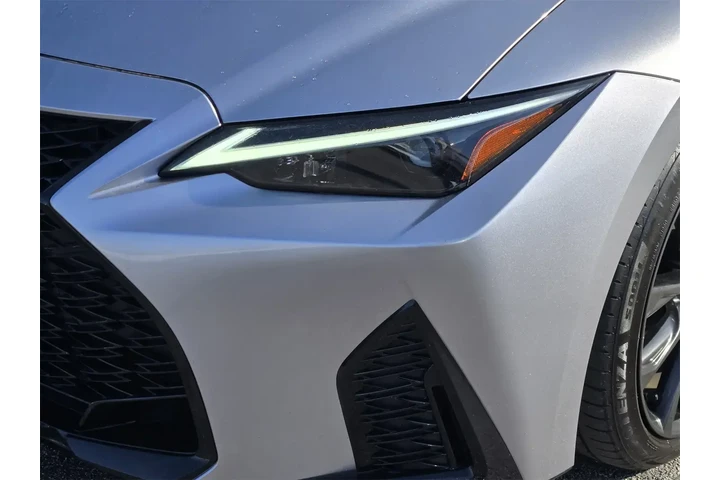 $39997 : Lexus IS 350 2024 F SPORT De image 9